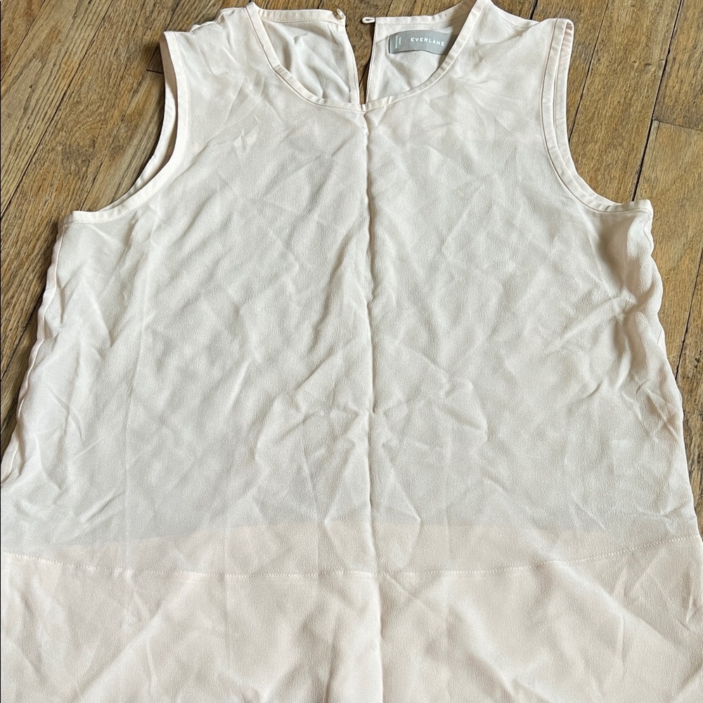 Everlane Women’s Sleeveless Crewneck Tank in Light Cream